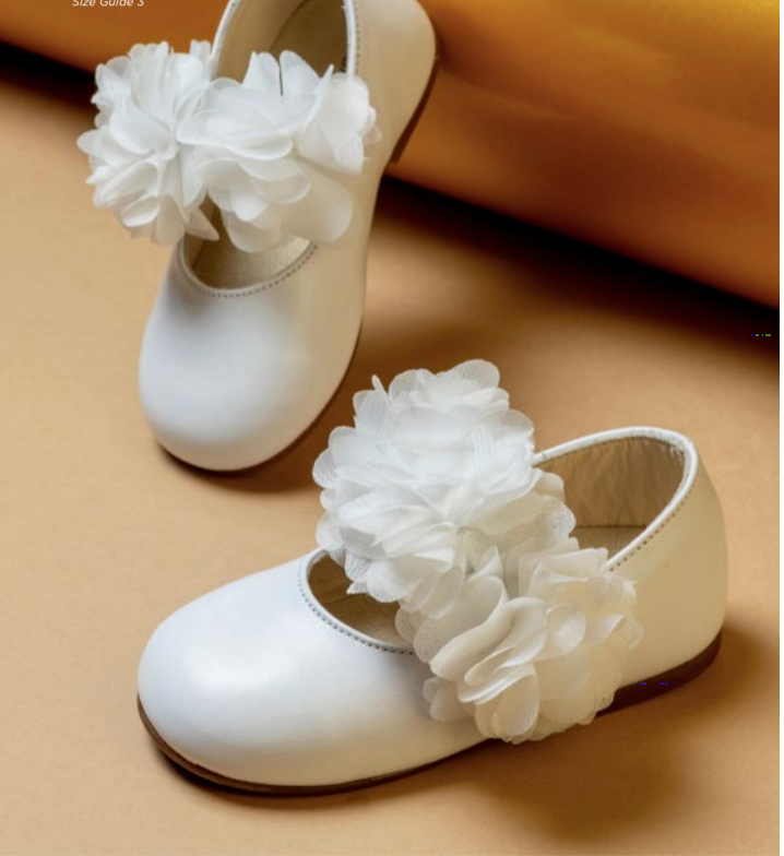 chiffon dress shoes Suede Shoes with Chiffon Dress Hot Weather Outfits (4 ideas & outfits)