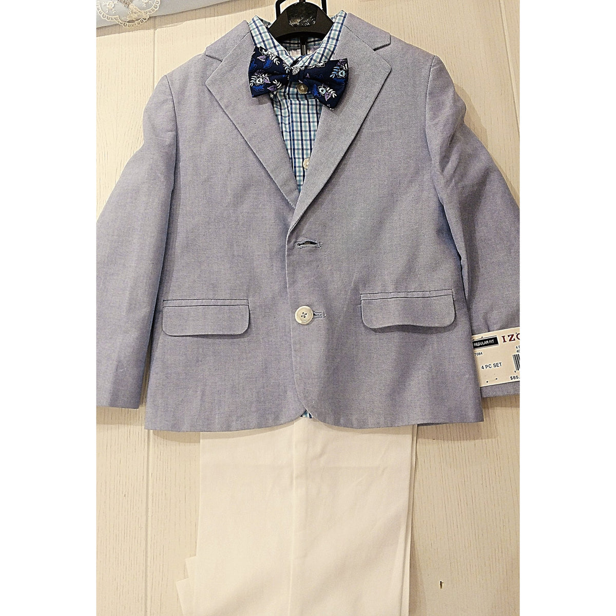 Aazon.co: IZOD Boys' 4-Piece Set With Collared Dress Shirt, Tie, Vest