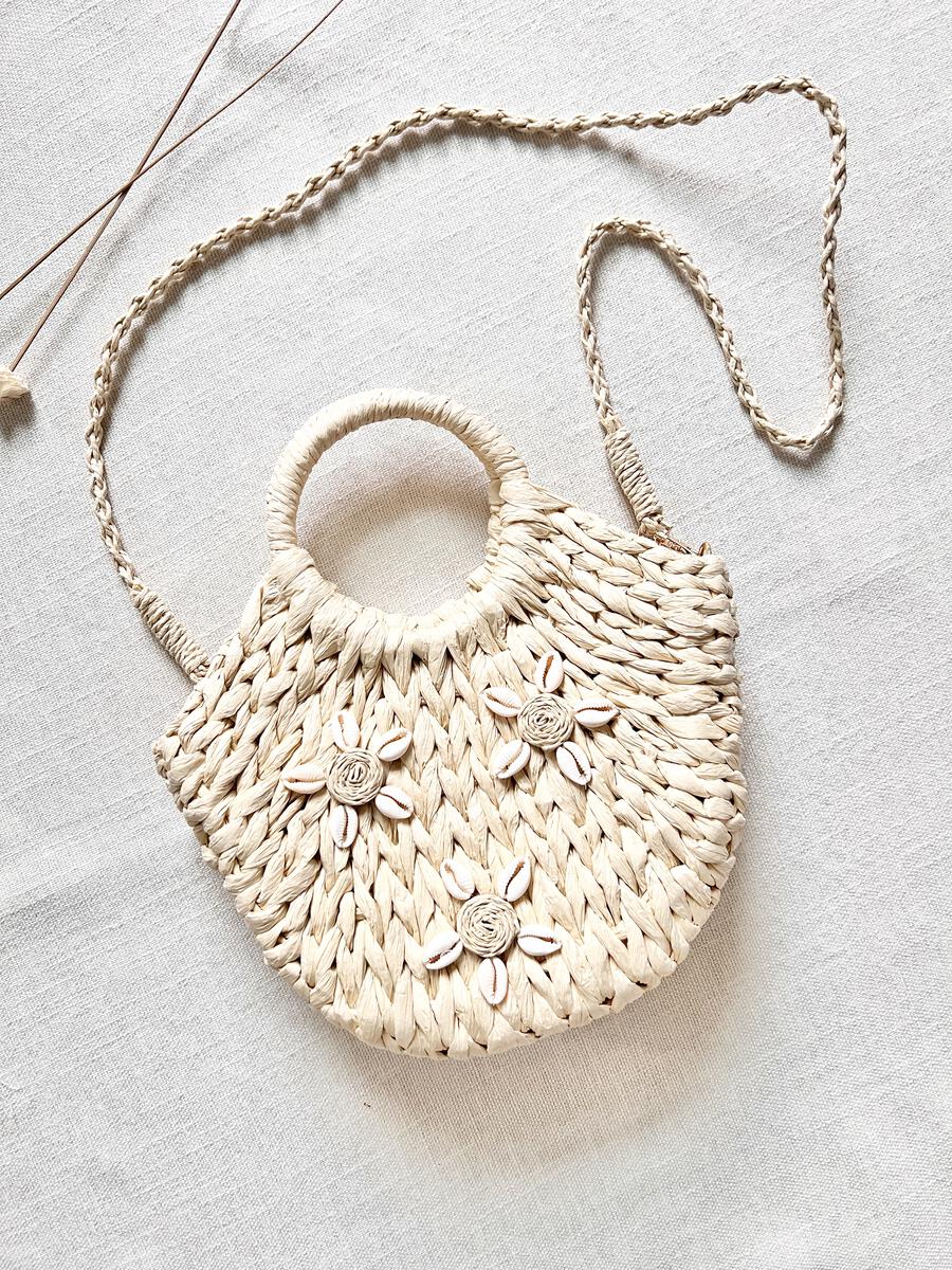 Straw Purse with Shell