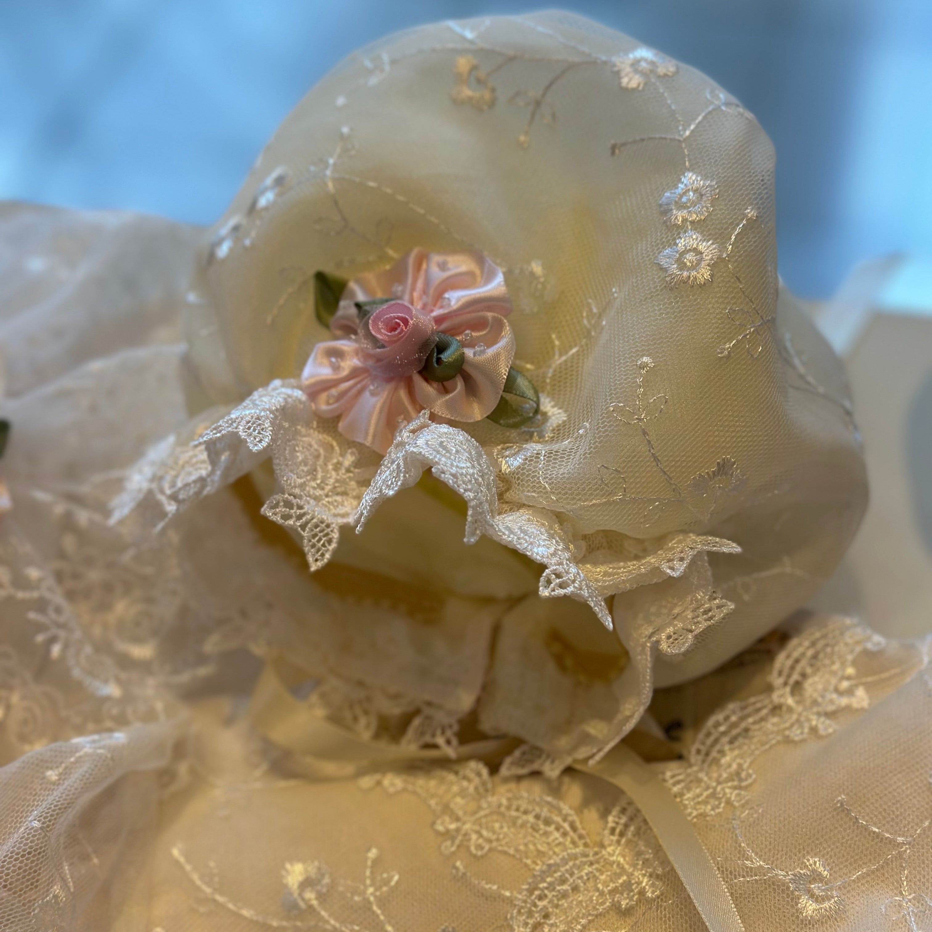 Riley in Ivory and Pink