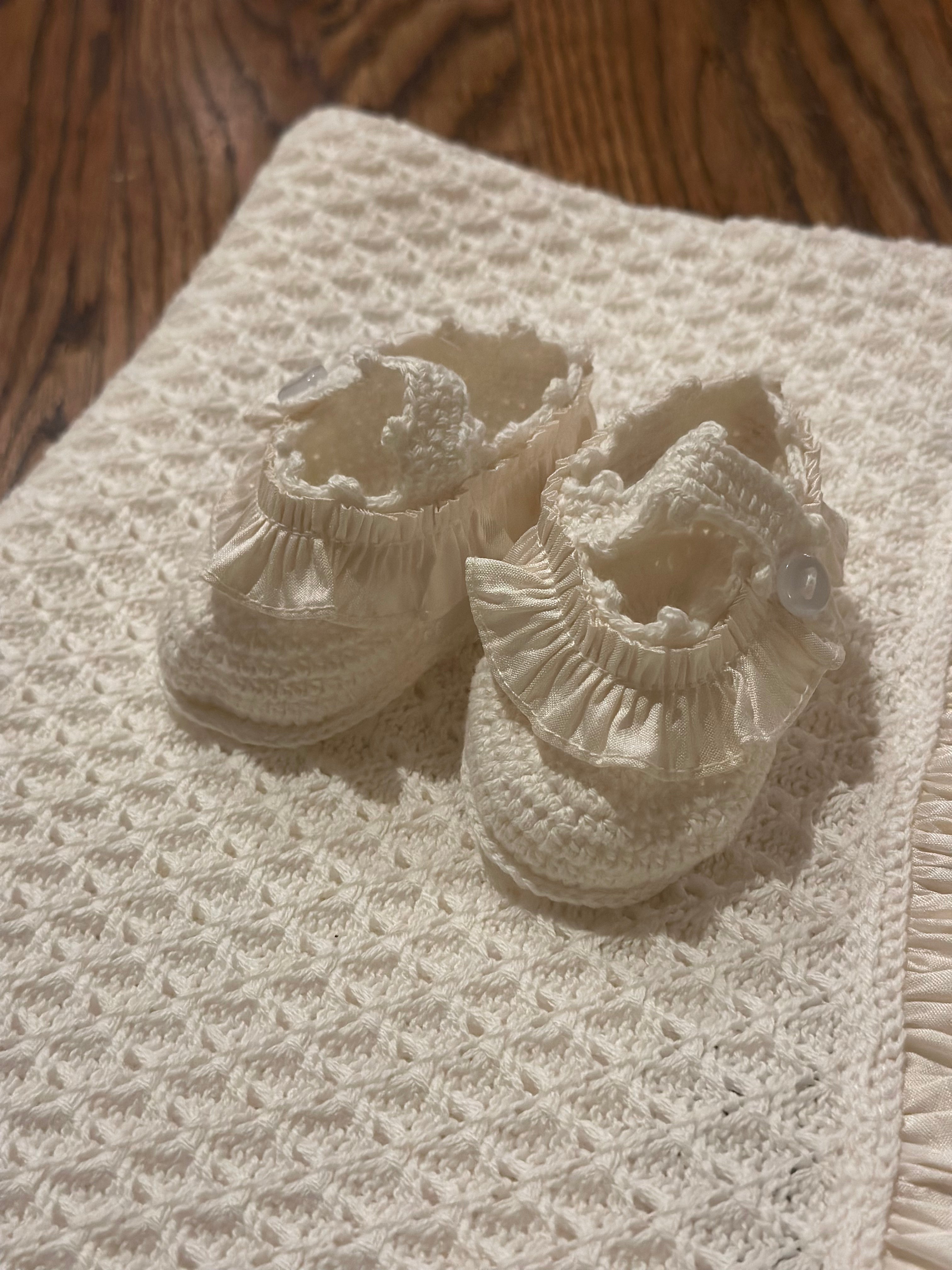 Pointelle Spanish Knit in Ivory