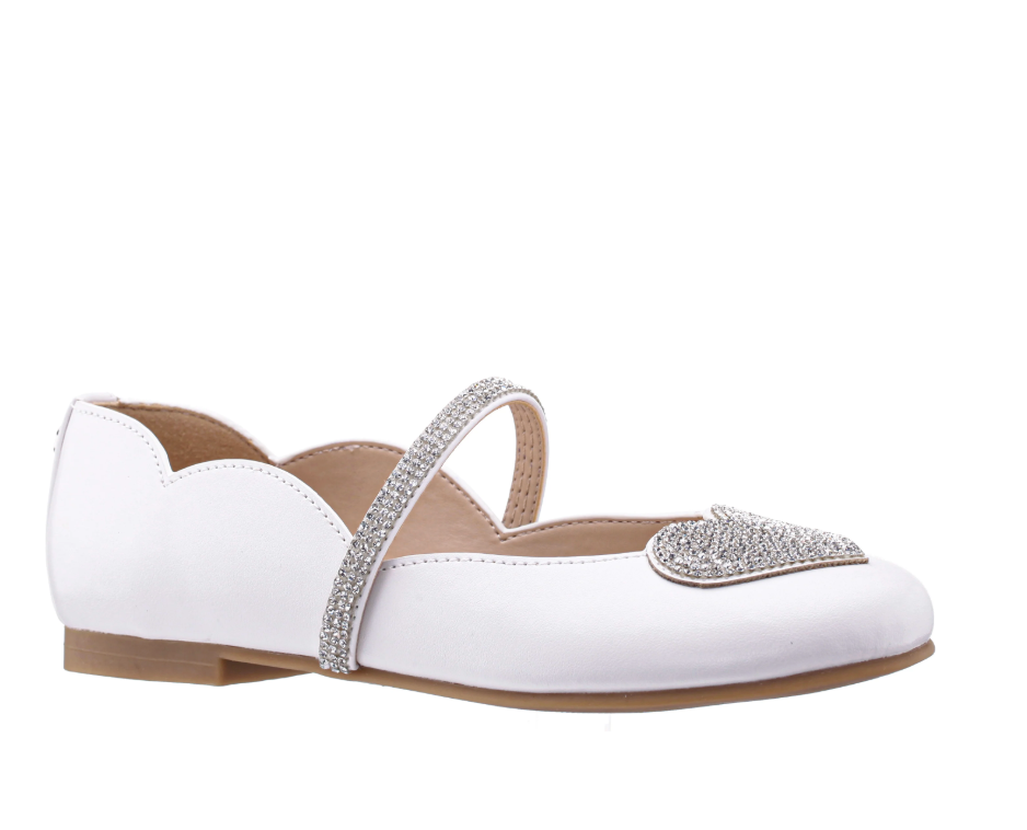 Nina Diaz in Smooth White