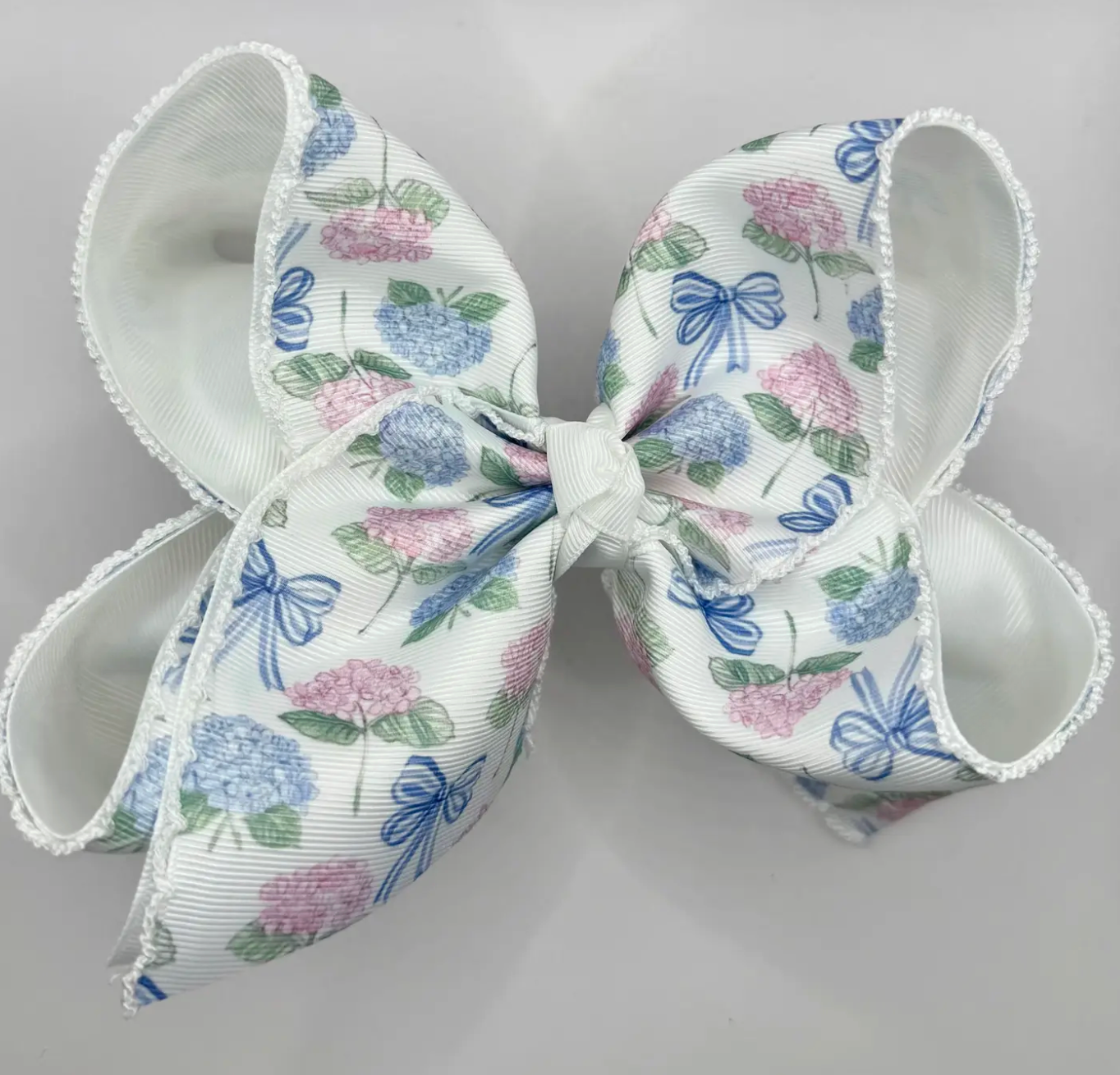 Bows and Hydrangeas Bow