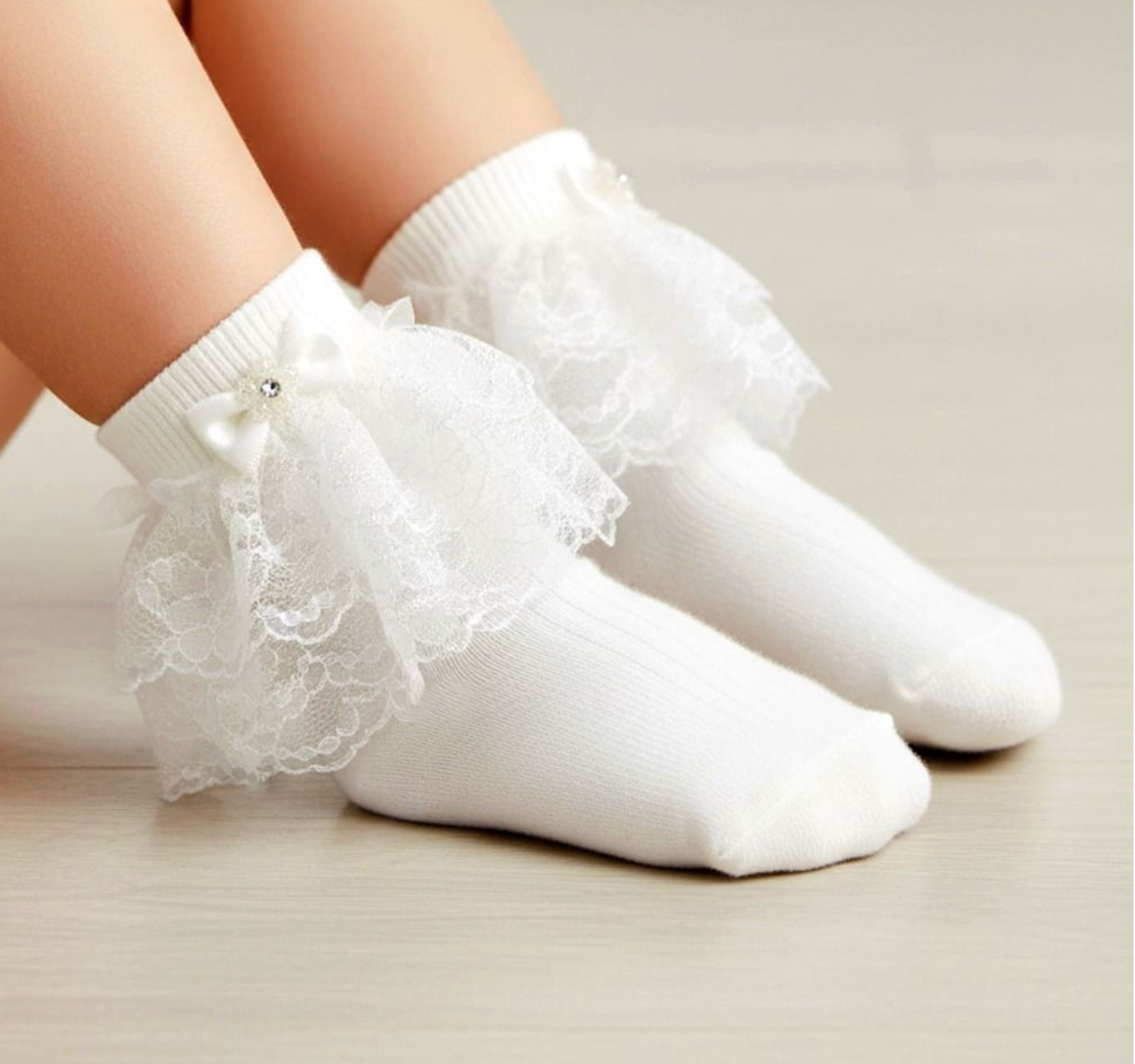 Calcetines con volantes y lazo de estrás Tip Top