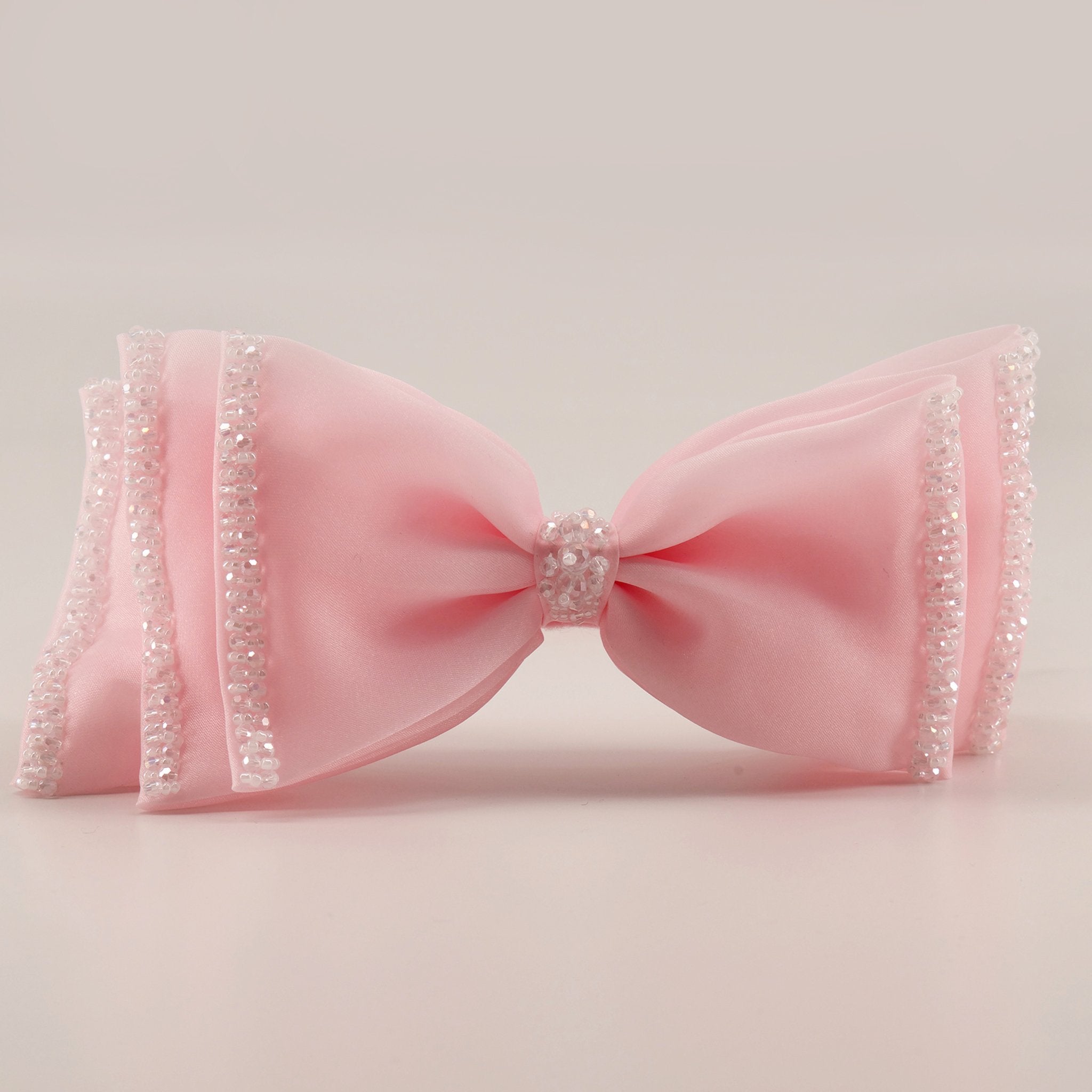 Gwyneth Statement Bow Clip