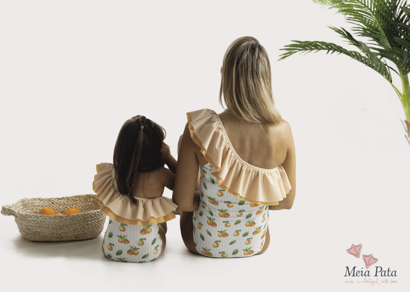 Meia Pata Oranges Bathing Suit