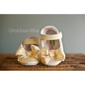 Gracious May Silk Bow Shoe in Ivory