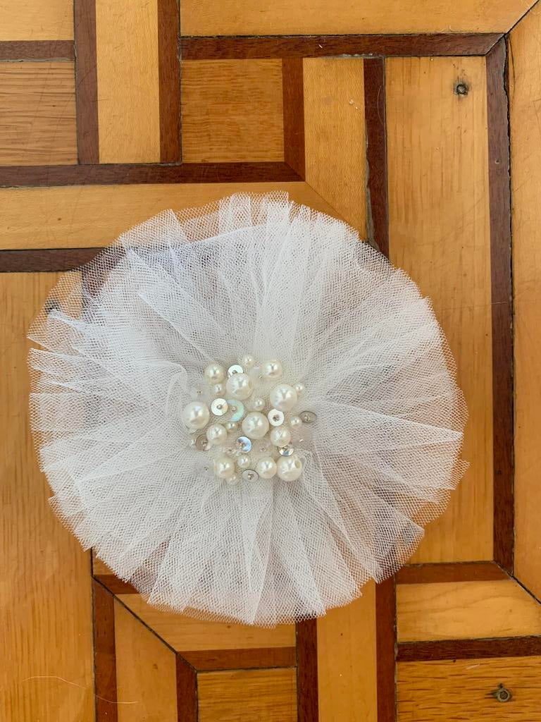 White Tulle Clip